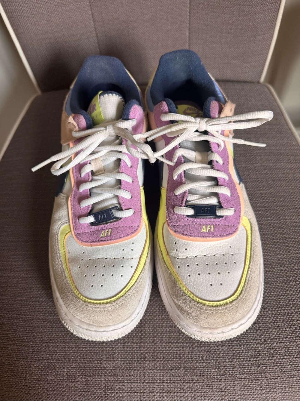 Nike Women’s Air Force 1 Shadow Sneakers - Picture 4 of 8